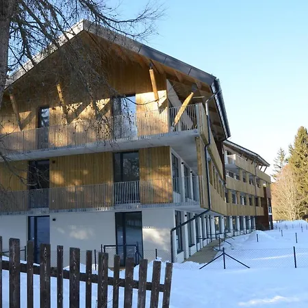 Apartment Sumavsky - Novy Komfortni A Prostorny, Se Zahradou *